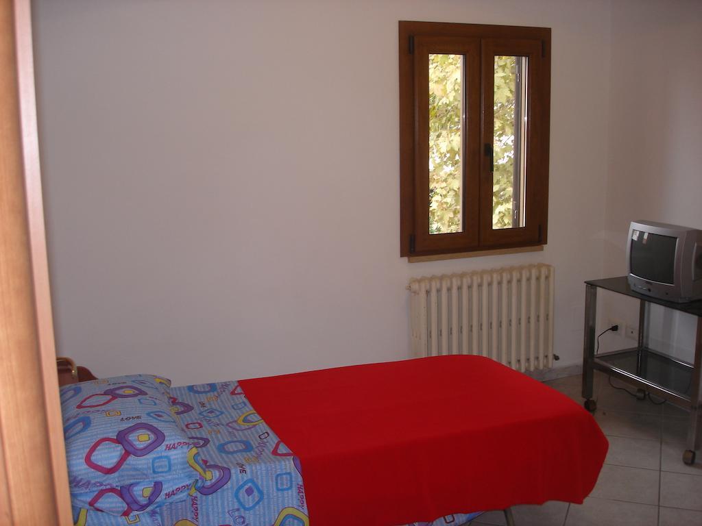 Ferienwohnung La Corte Pisa Zimmer foto