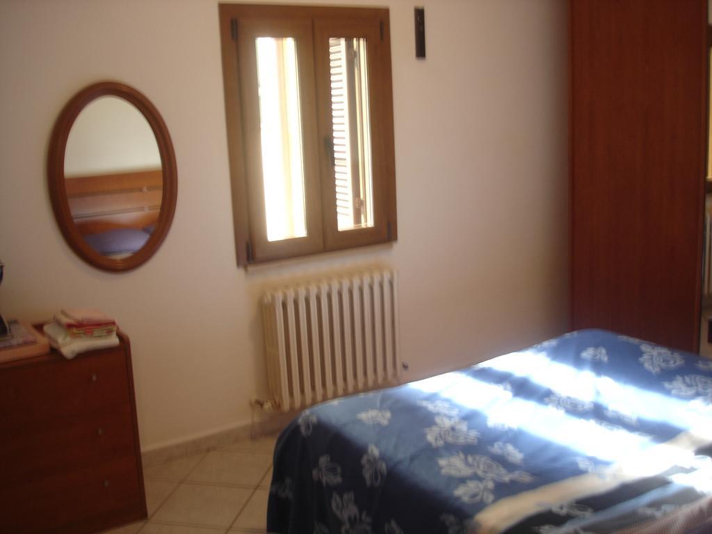 Ferienwohnung La Corte Pisa Zimmer foto